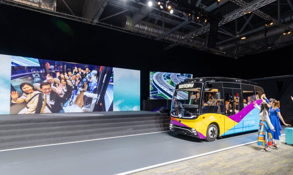 HKIA landside autonomous bus