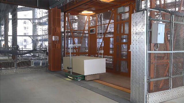 Autonomous low-floor AGV logistics system